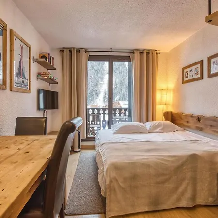 Petit Dru - Mezzanine With Mont Blanc Chamonix